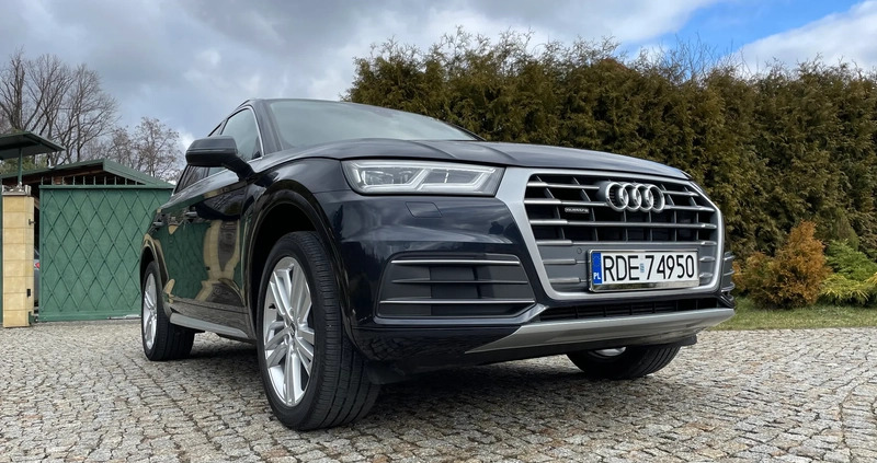 Audi Q5 cena 124900 przebieg: 74000, rok produkcji 2018 z Dębica małe 326